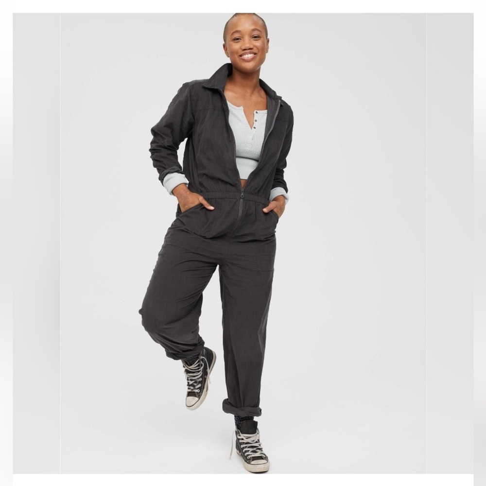 ✨NEW✨ Offline Corduroy Jumpsuit Aerie